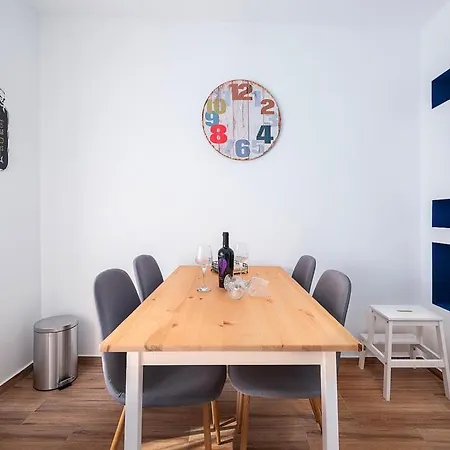 Apartman Luna *